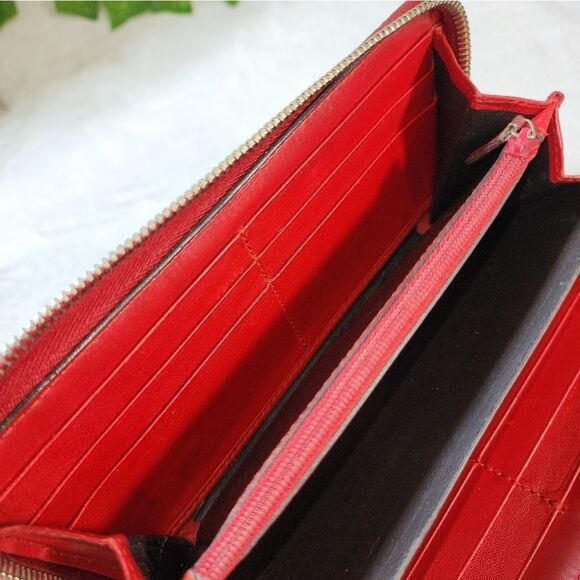 GUCCI GG PATENT LEATHER Microguccissima  LONG WALLET Authentic IN RED - Picture 7 of 17